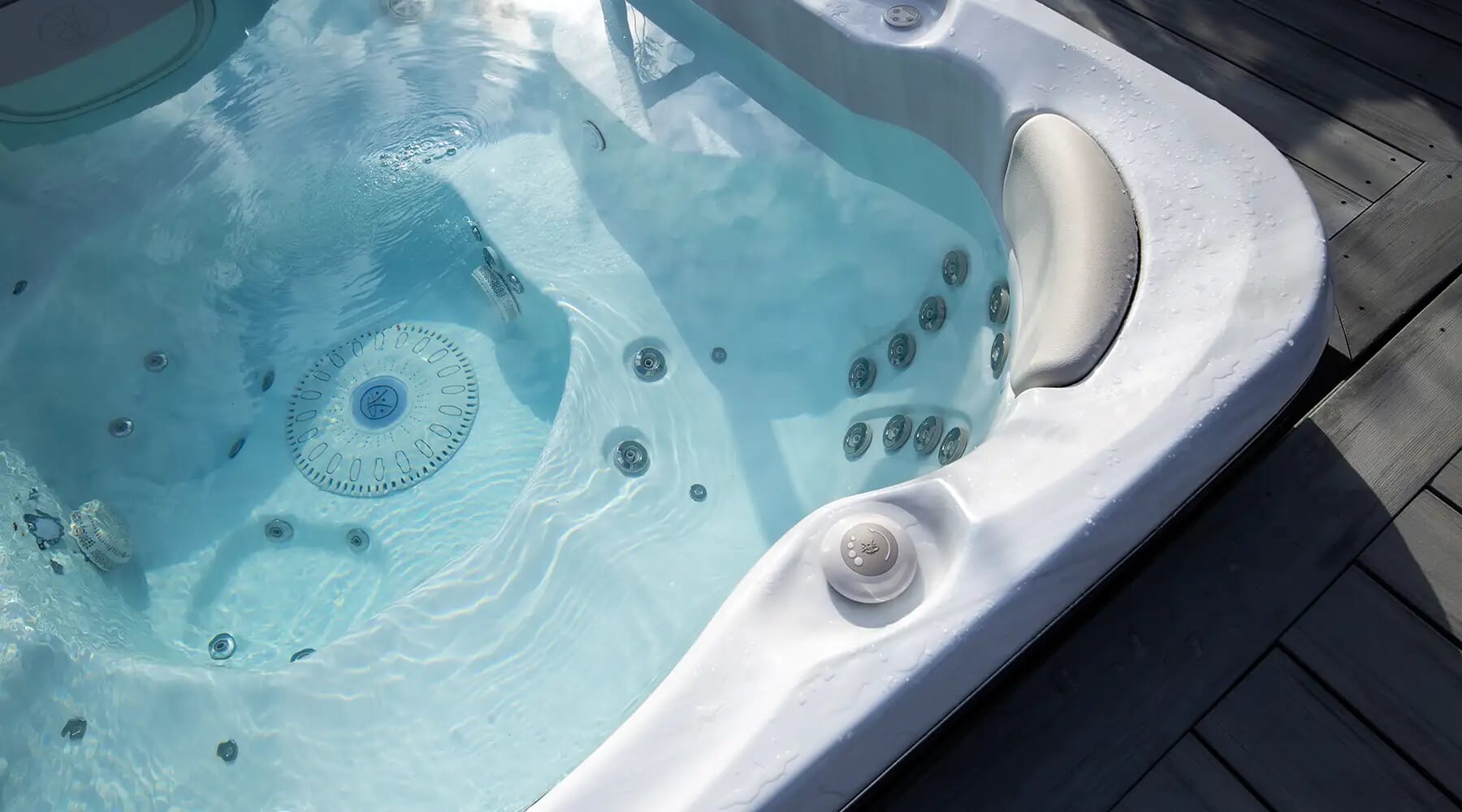 Signature Self Cleaning 728 | Hydropool Mississauga